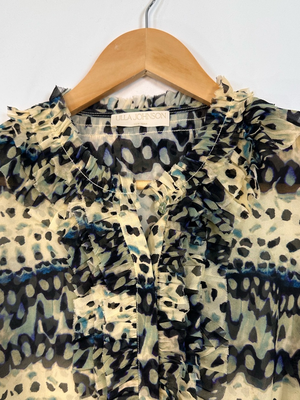 Ulla Johnson Clio Blouse Silk Ruffle Long Sleeve Boho Luxury Sz 4 Capsule - Picture 4 of 9